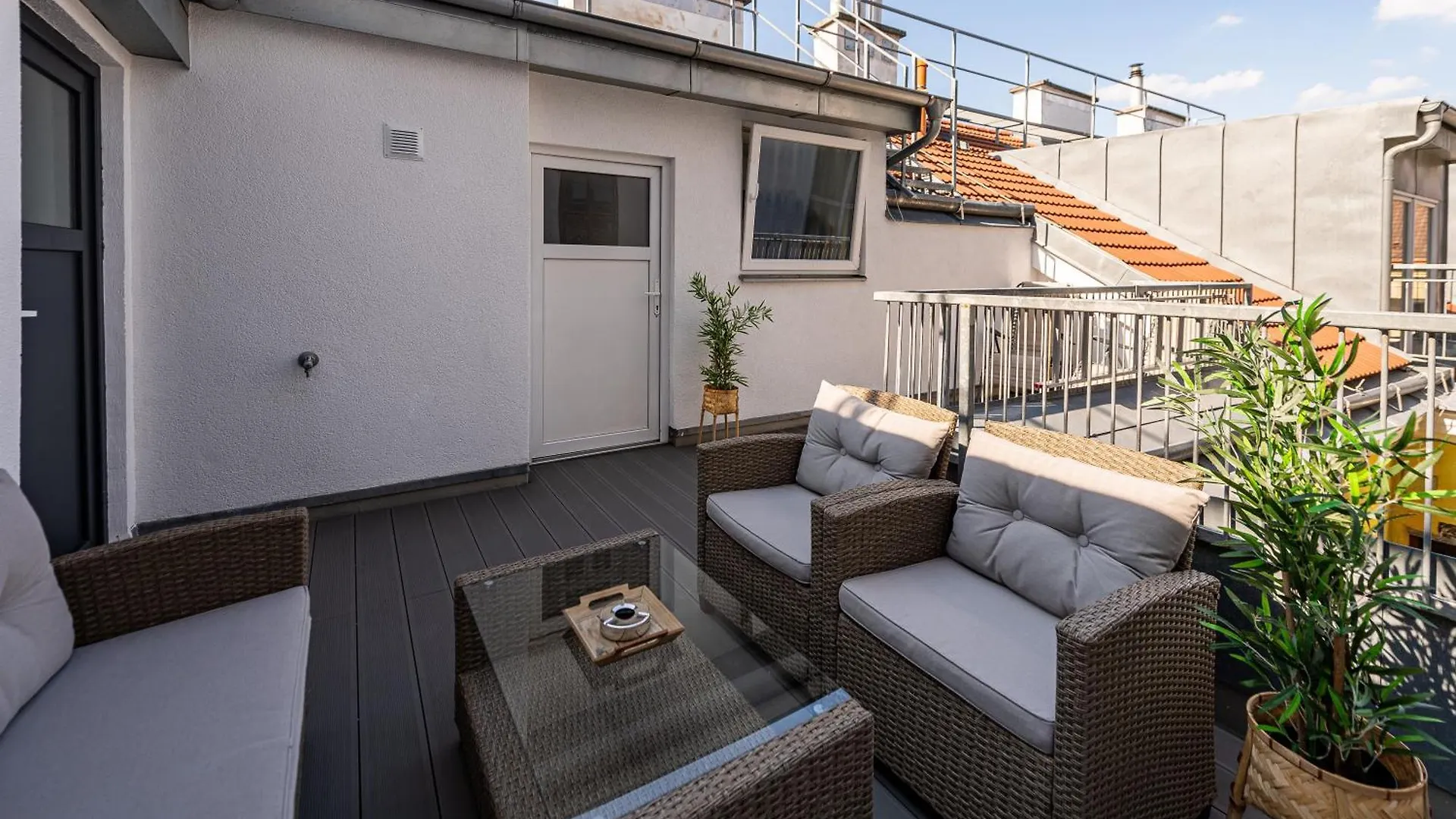 Apartment With Balcony Near Augarten Wien
