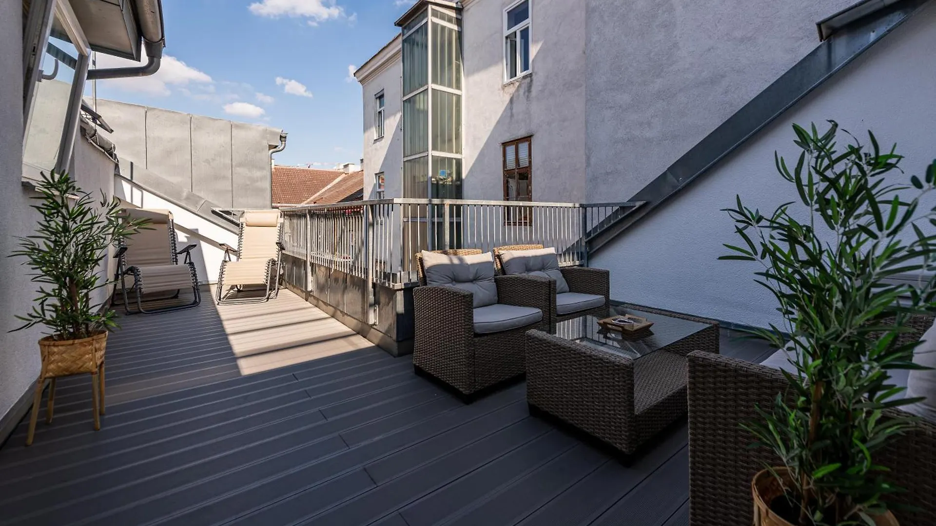 Apartment With Balcony Near Augarten Wien Österreich