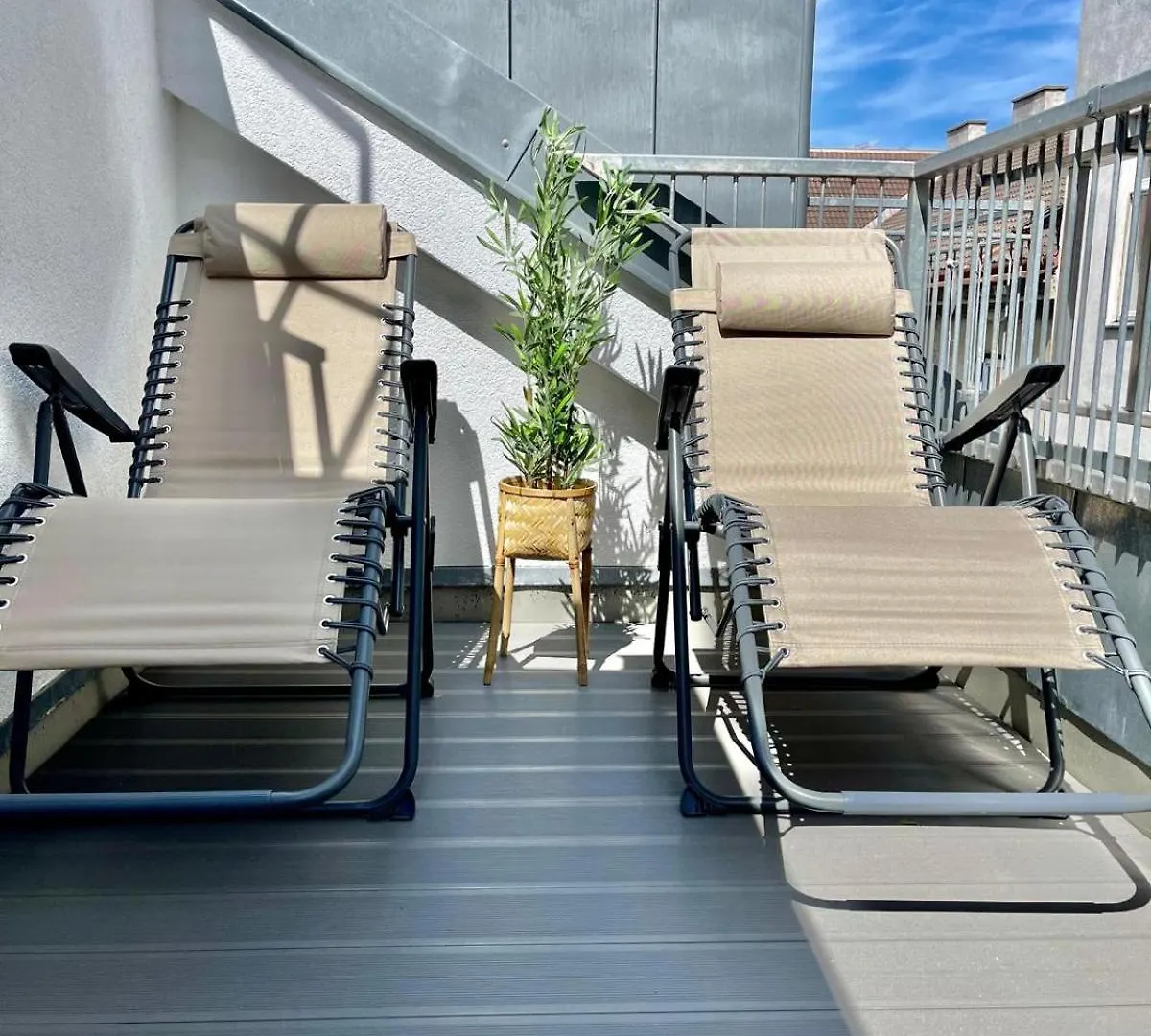 Apartment With Balcony Near Augarten Wien